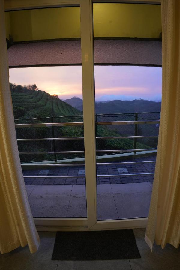 Vaga Mist Resort Vagamon Idukki Eksteriør bilde
